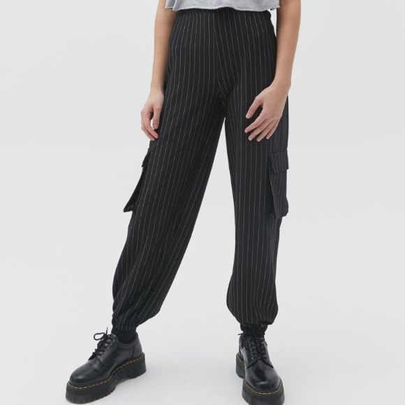 Urban Outfitters Pants - Janey Cargo Jogger Pant